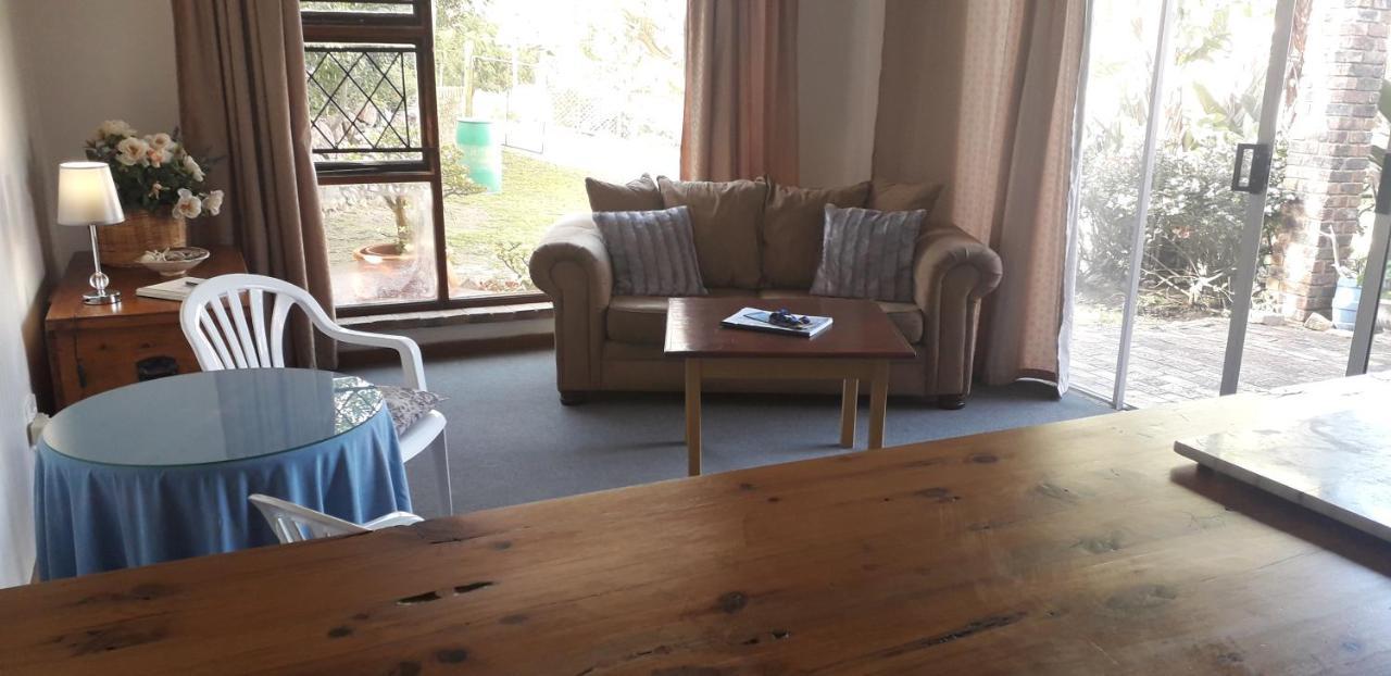 Hôtel Crashing Waves Self Catering Unit à Port Alfred Extérieur photo
